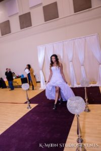 2018 Wedding Expo- Model showcase a wedding dress